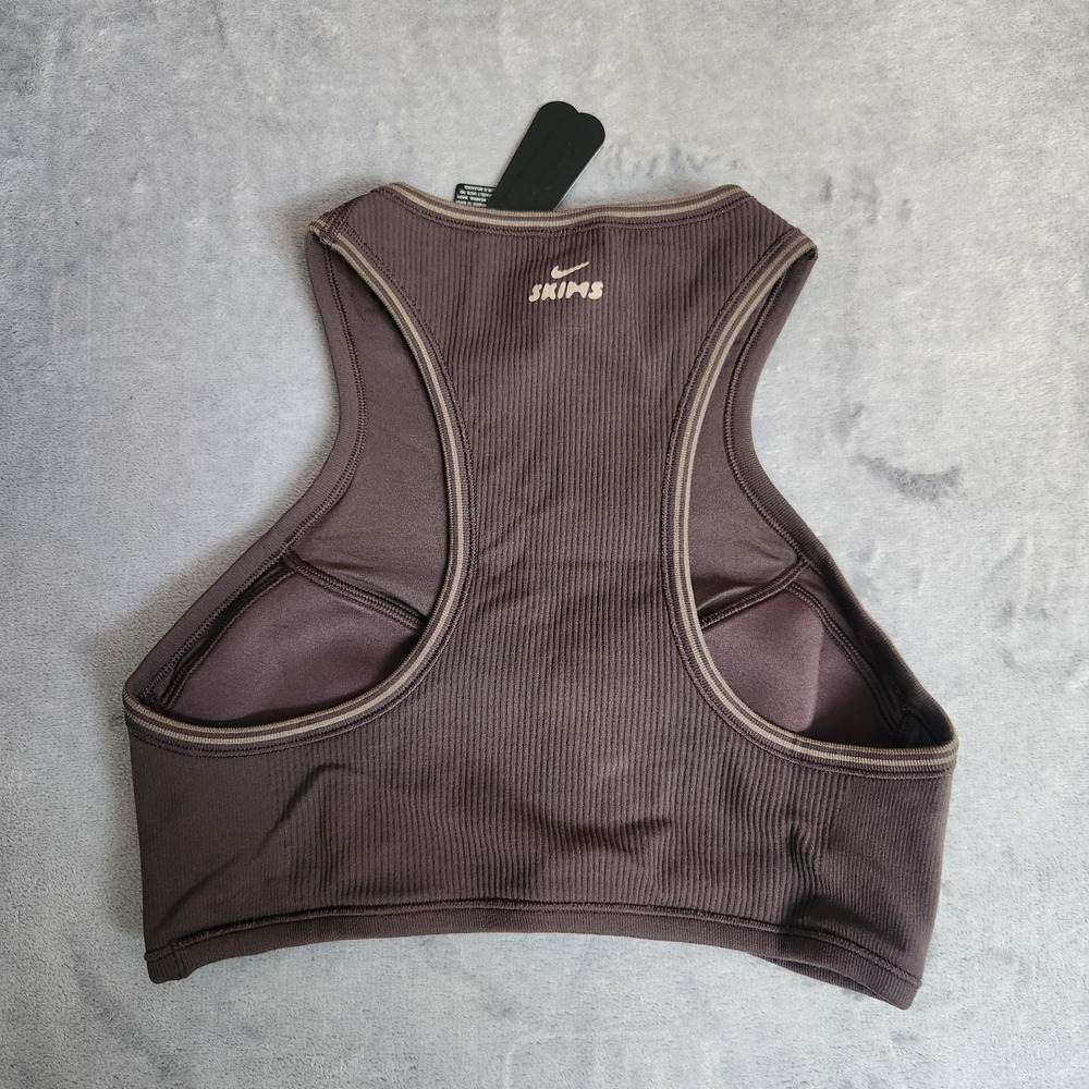 New Nike x SKIMS Ribbed Seamless Racer Front Bra Phoenix Truffle Brown S Small